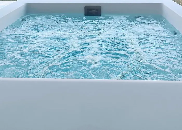 فيلة Island Magic - Seaview With Jacuzzi Pool أمبيلاس